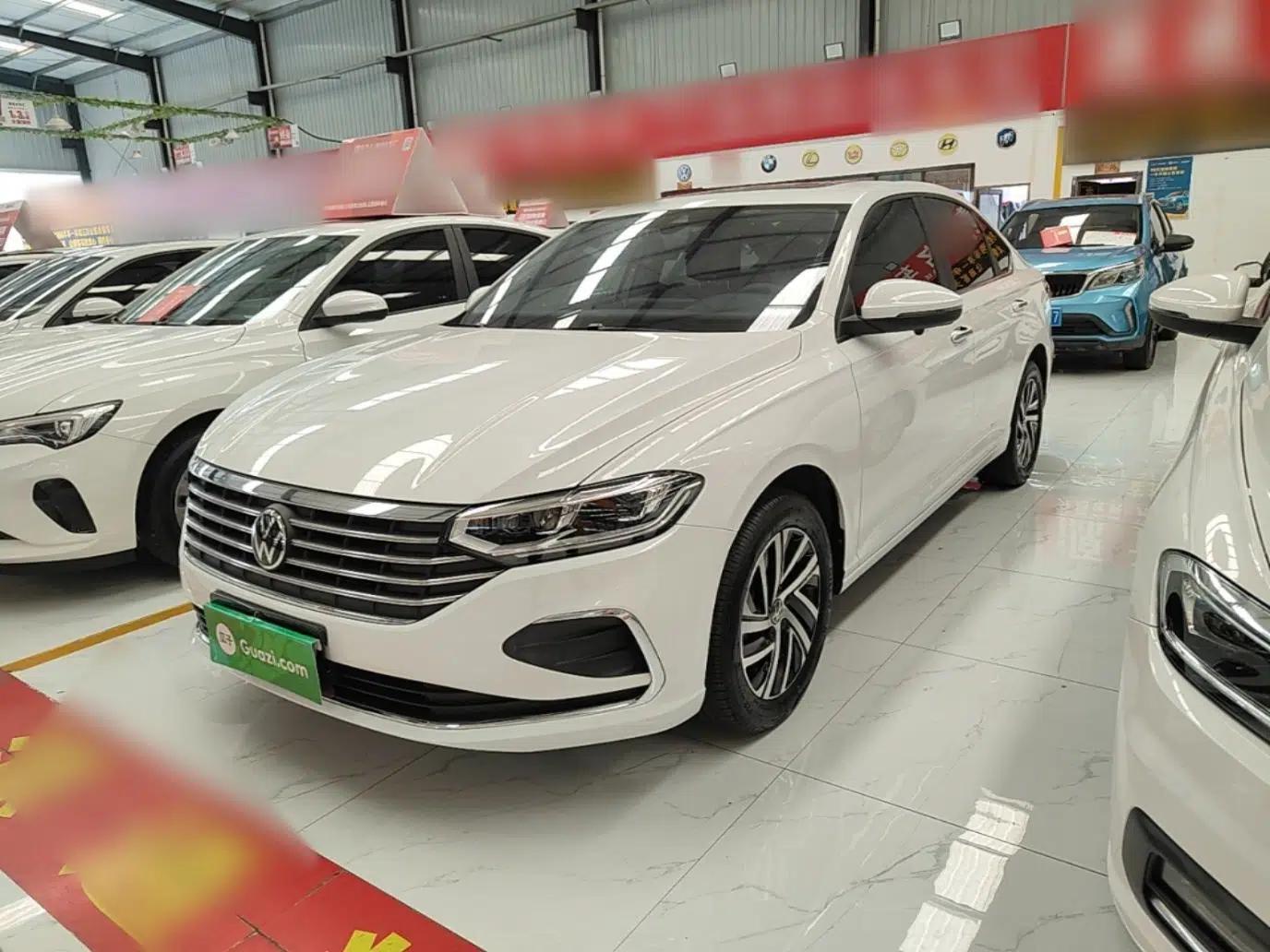 Volkswagen Lavida 2024 1.5L Automatic 5 Million Edition — миниатюра 1