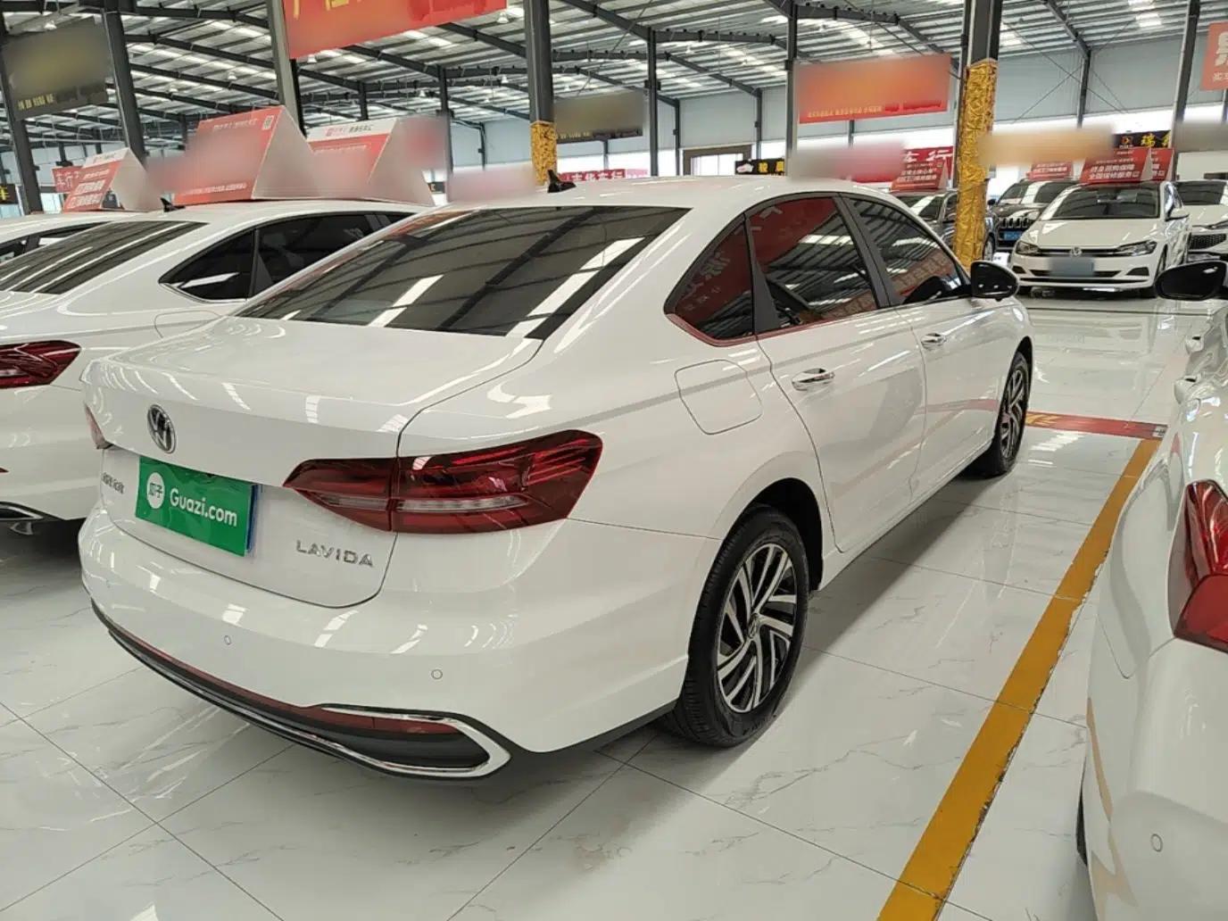 Volkswagen Lavida 2024 1.5L Automatic 5 Million Edition — миниатюра 6
