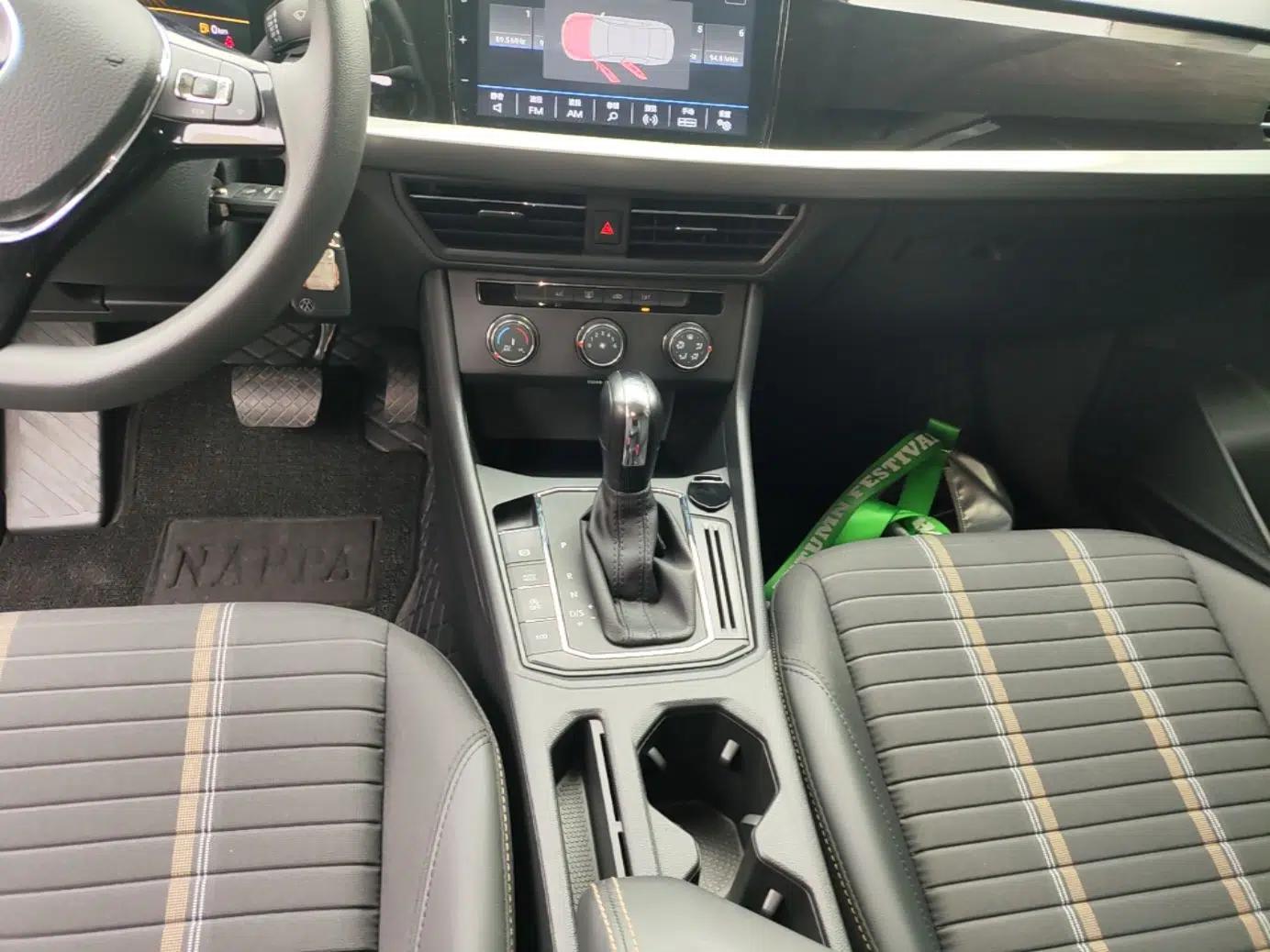 Volkswagen Lavida 2022 280TSI DSG Comfort Edition — миниатюра 17