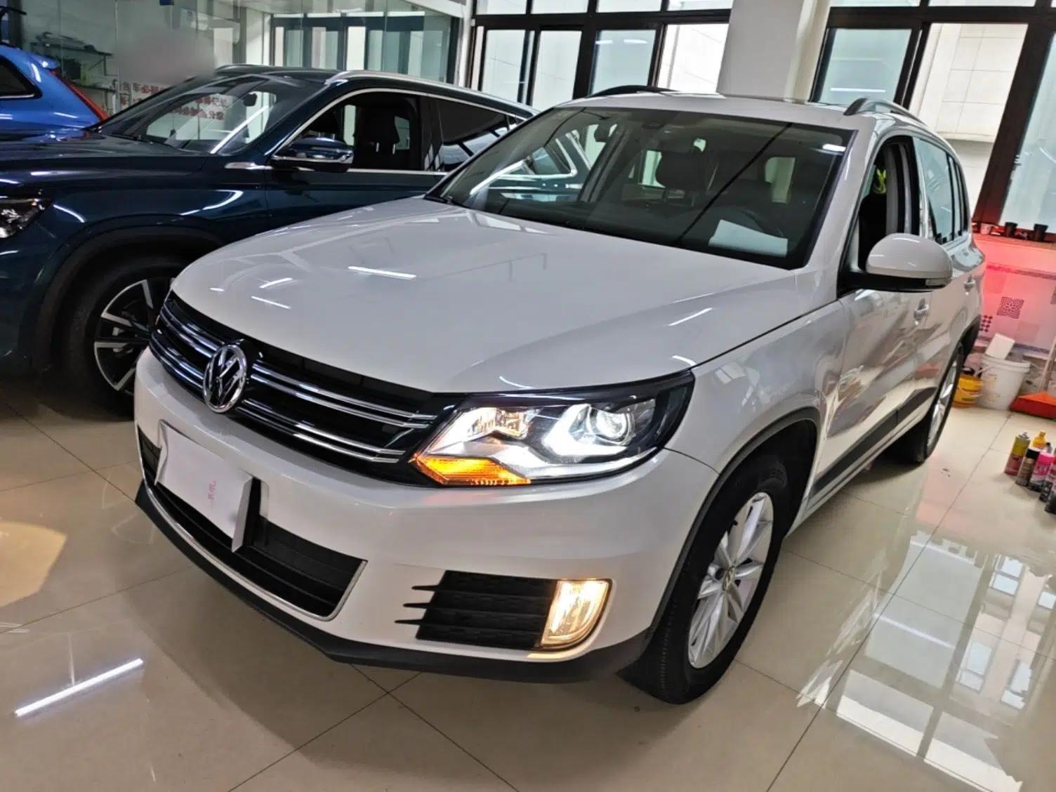 Volkswagen Tiguan 2016 280TSI Automatic Two-Wheel Drive Silk Road Comfort Edition — миниатюра 1