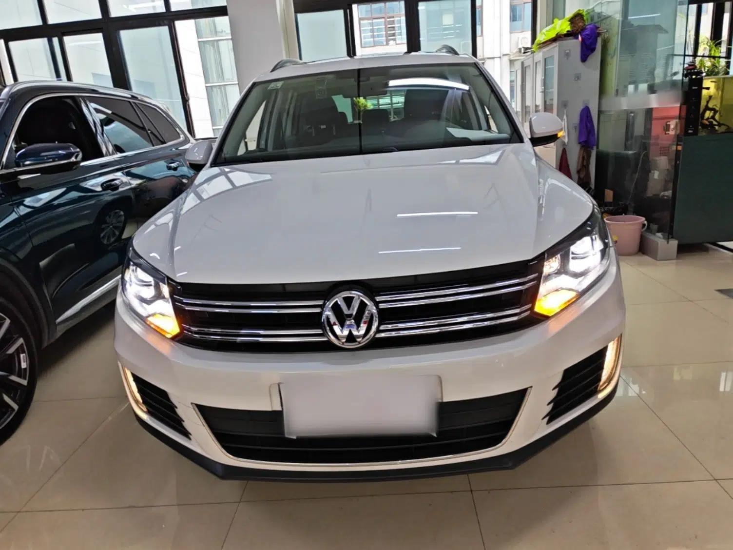 Volkswagen Tiguan 2016 280TSI Automatic Two-Wheel Drive Silk Road Comfort Edition — миниатюра 2