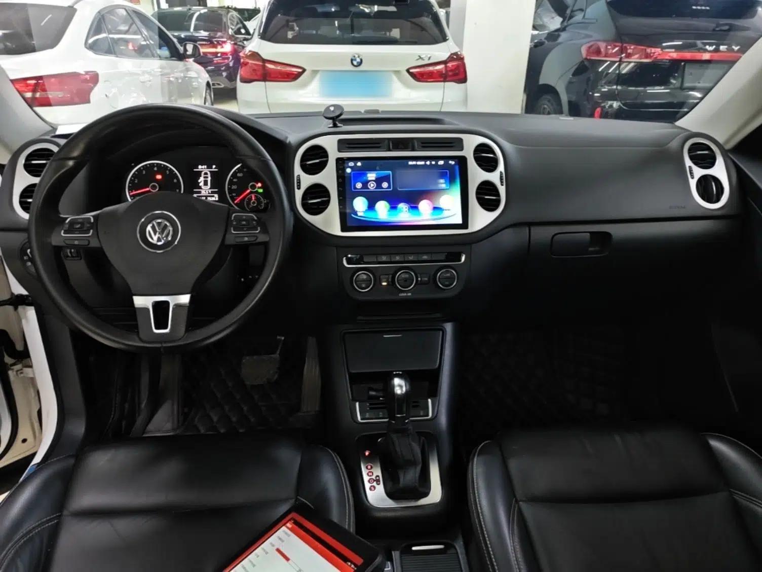Volkswagen Tiguan 2016 280TSI Automatic Two-Wheel Drive Silk Road Comfort Edition — миниатюра 13