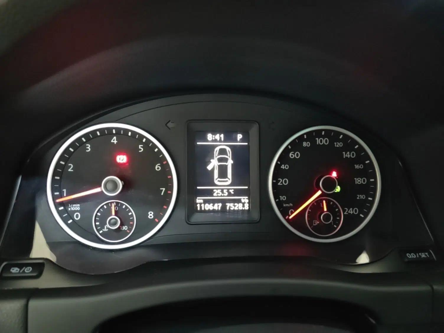 Volkswagen Tiguan 2016 280TSI Automatic Two-Wheel Drive Silk Road Comfort Edition — миниатюра 15