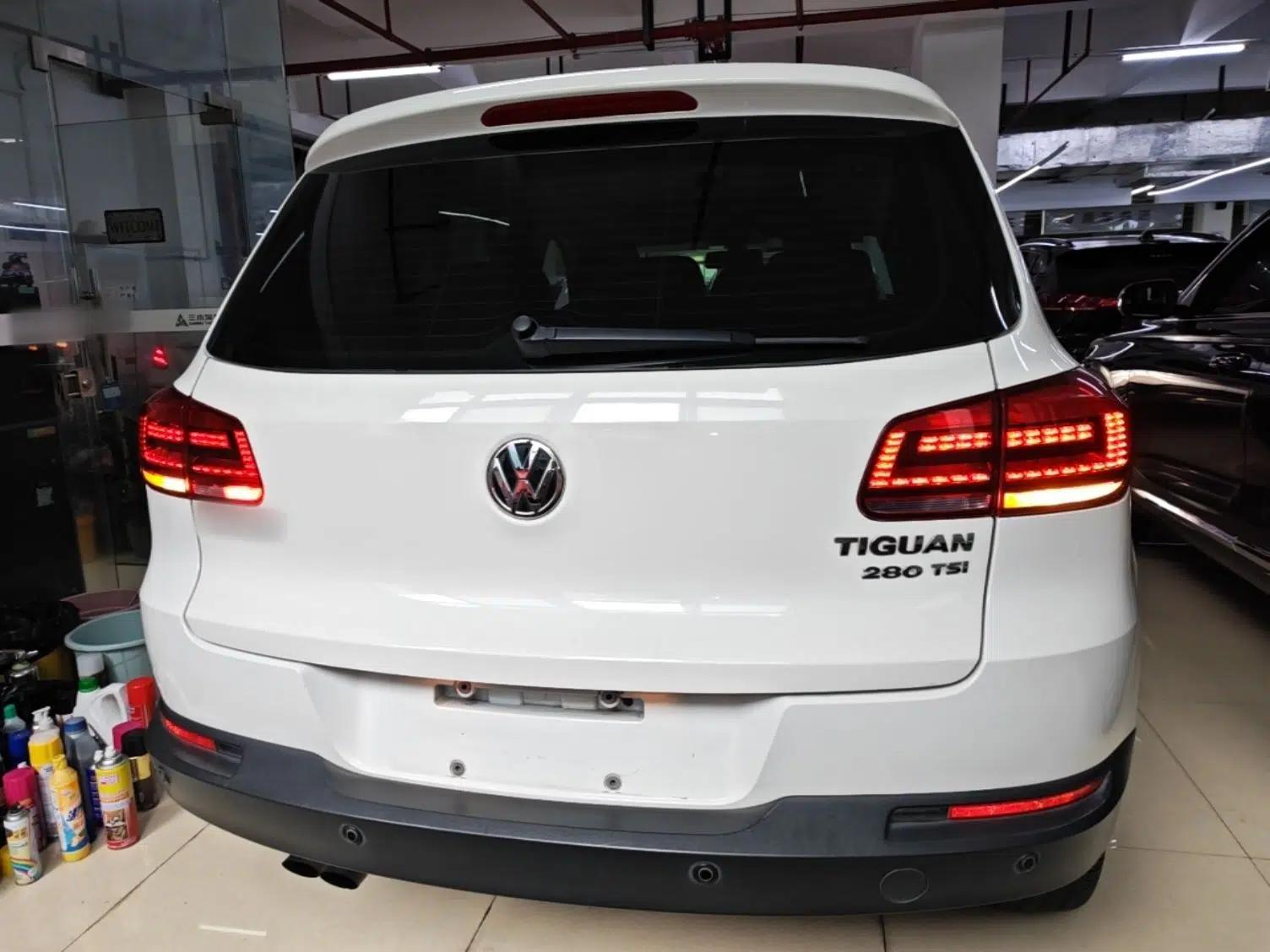 Volkswagen Tiguan 2016 280TSI Automatic Two-Wheel Drive Silk Road Comfort Edition — миниатюра 5
