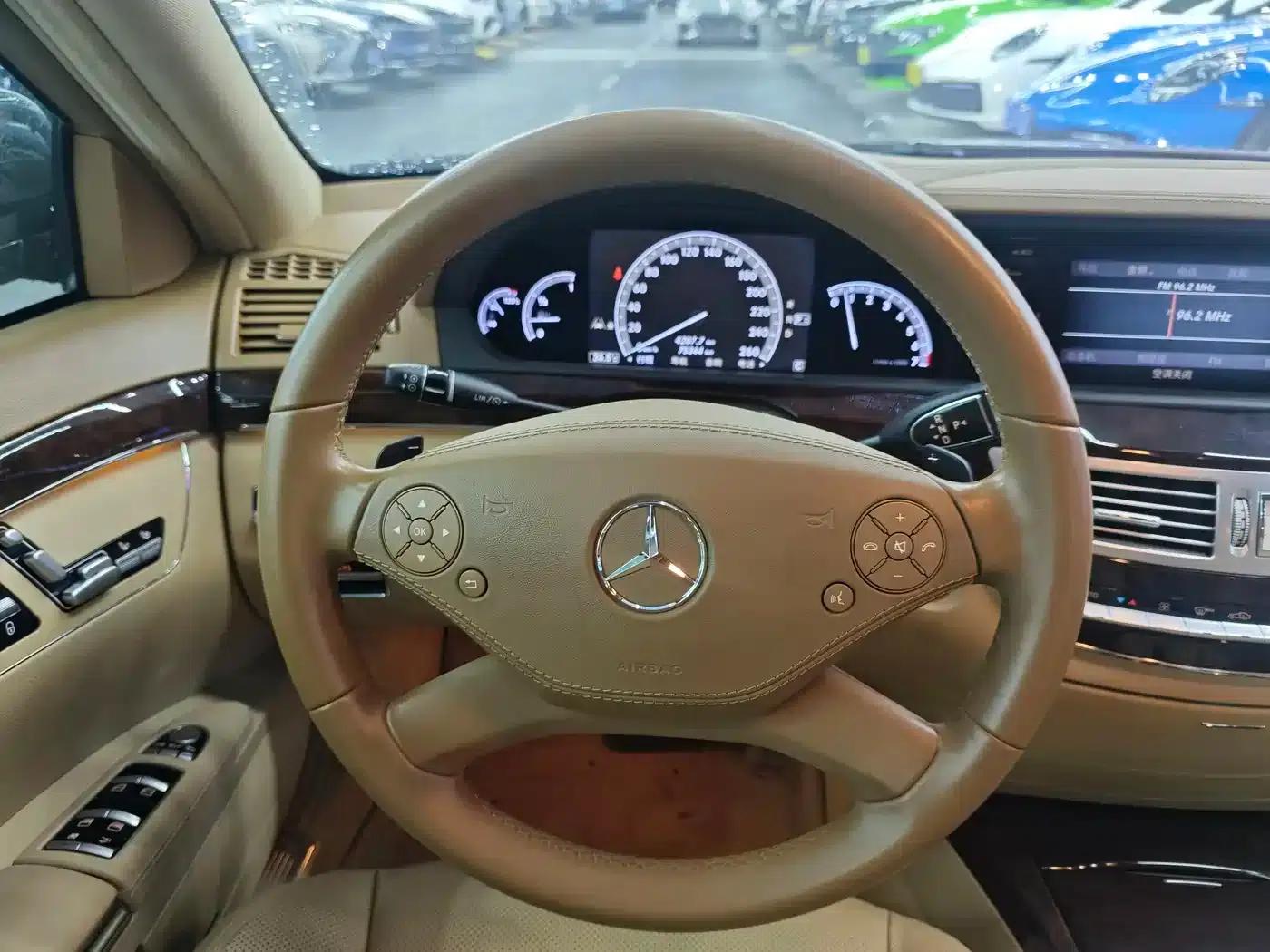 Mercedes-Benz S-Class 2010 S 350 L Luxury — миниатюра 11