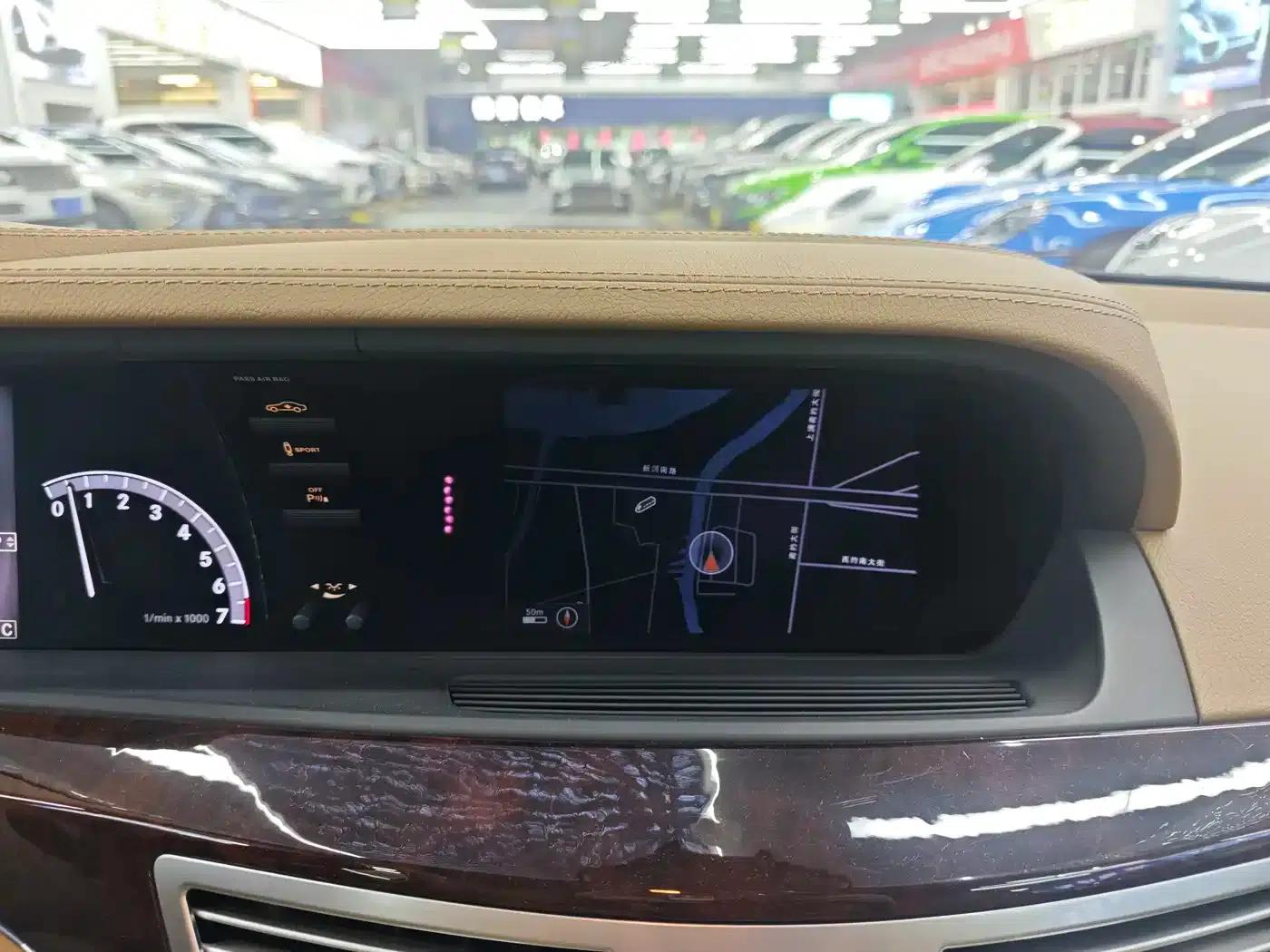 Mercedes-Benz S-Class 2010 S 350 L Luxury — миниатюра 14