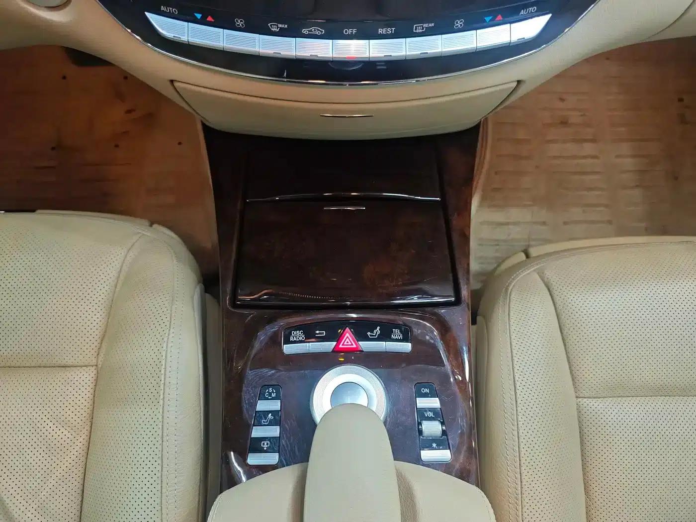 Mercedes-Benz S-Class 2010 S 350 L Luxury — миниатюра 18