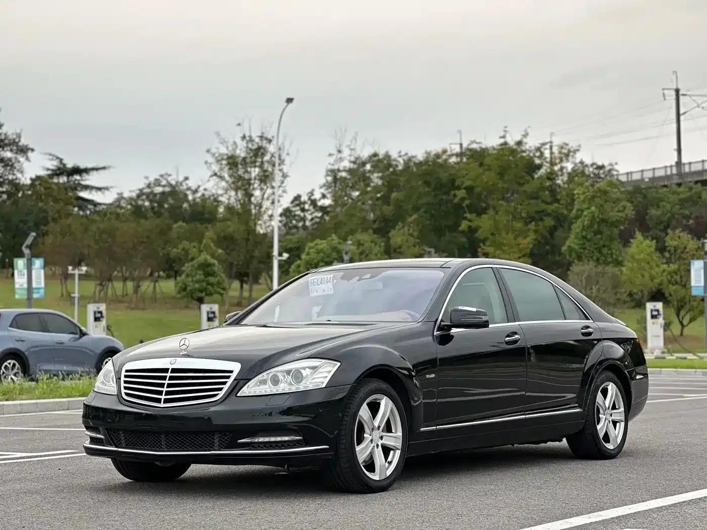 2010 Mercedes-Benz S-Class S 400 L HYBRID — миниатюра 1