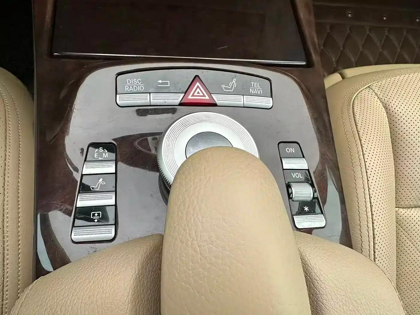 2010 Mercedes-Benz S-Class S 400 L HYBRID — миниатюра 12