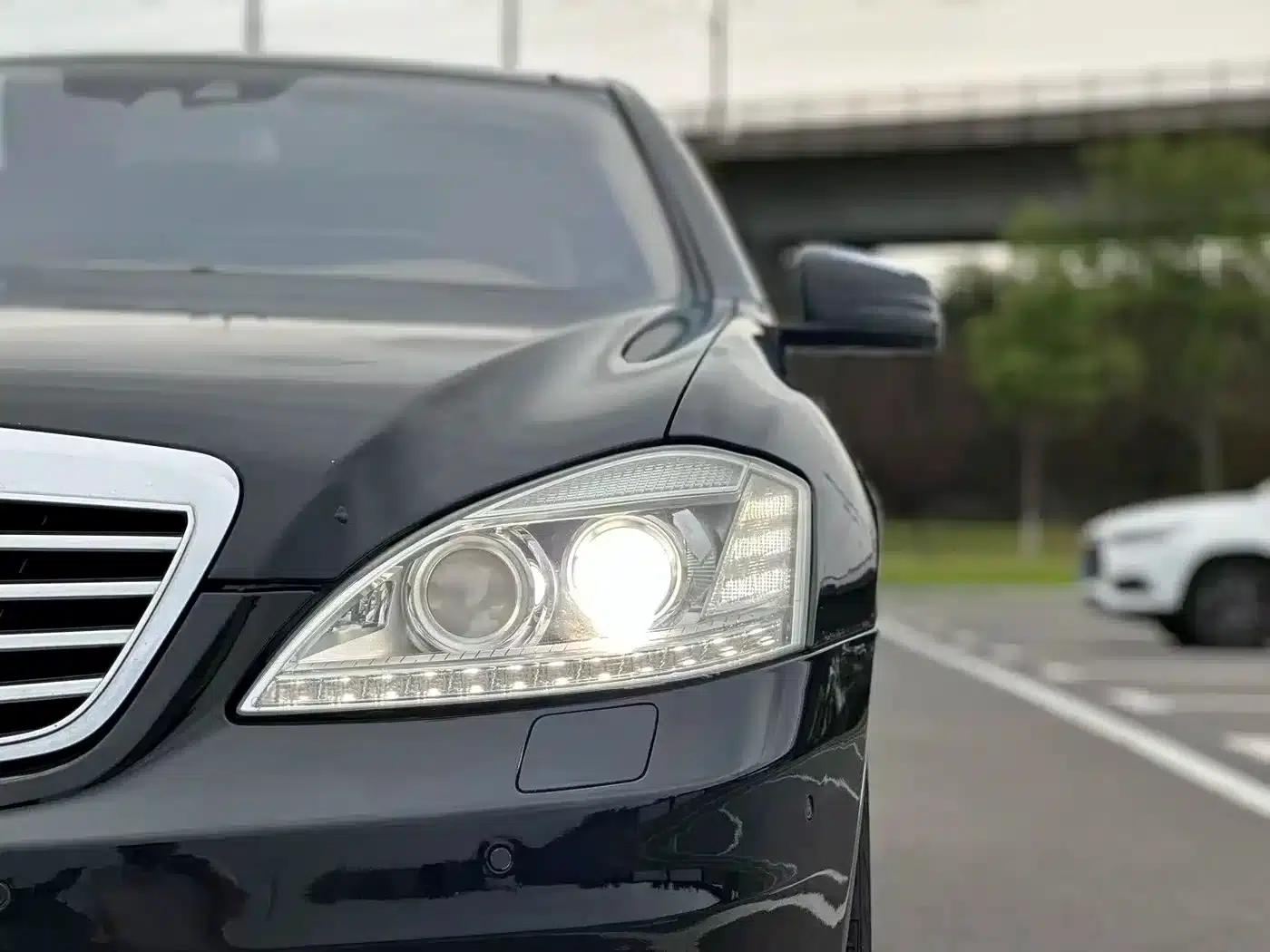 2010 Mercedes-Benz S-Class S 400 L HYBRID — миниатюра 19