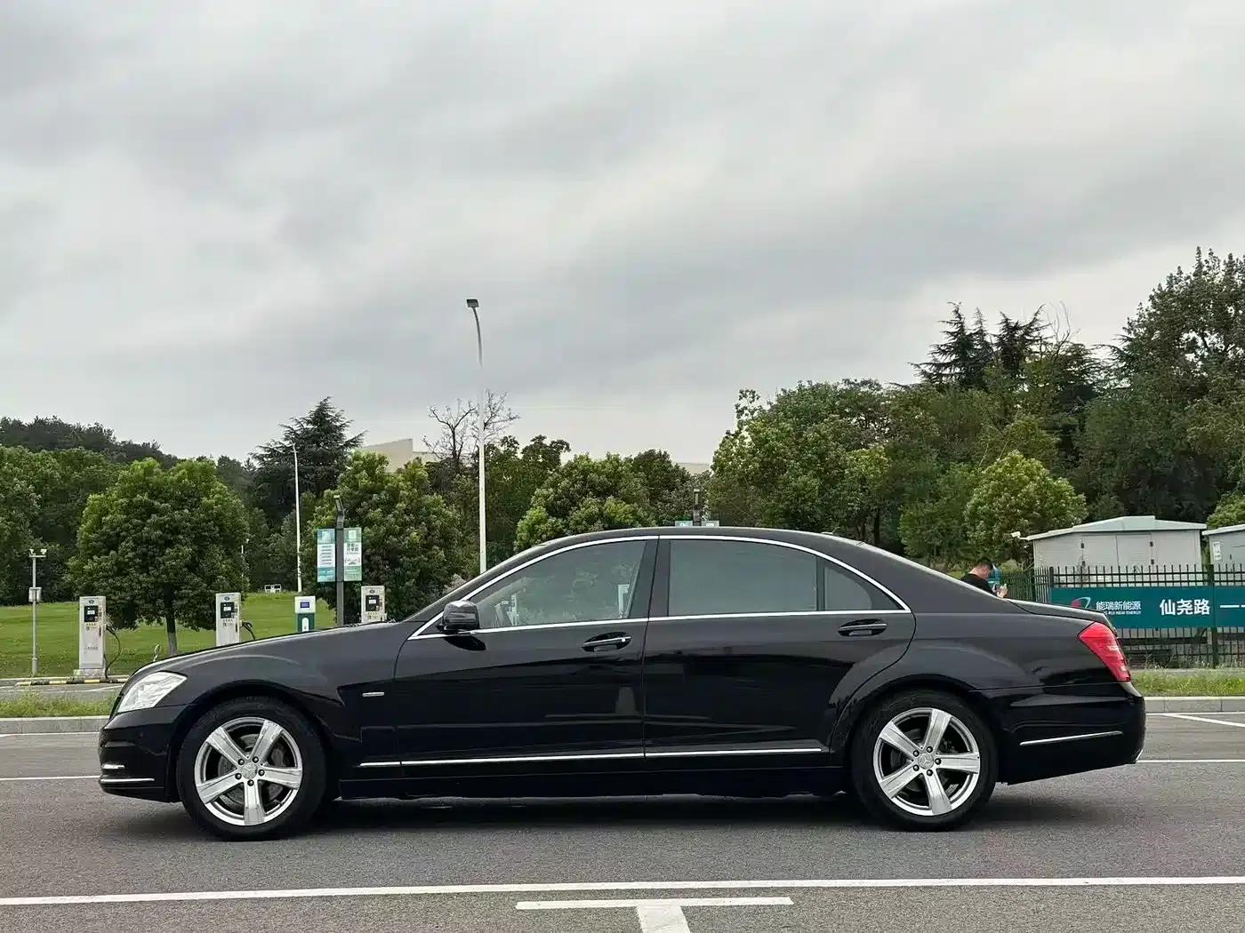 2010 Mercedes-Benz S-Class S 400 L HYBRID — миниатюра 4