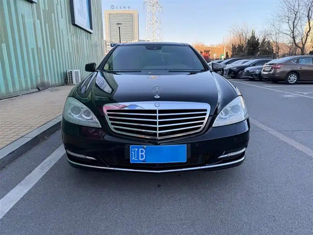 Mercedes-Benz S-Class 2012 S 300 L Grand Edition — миниатюра 2