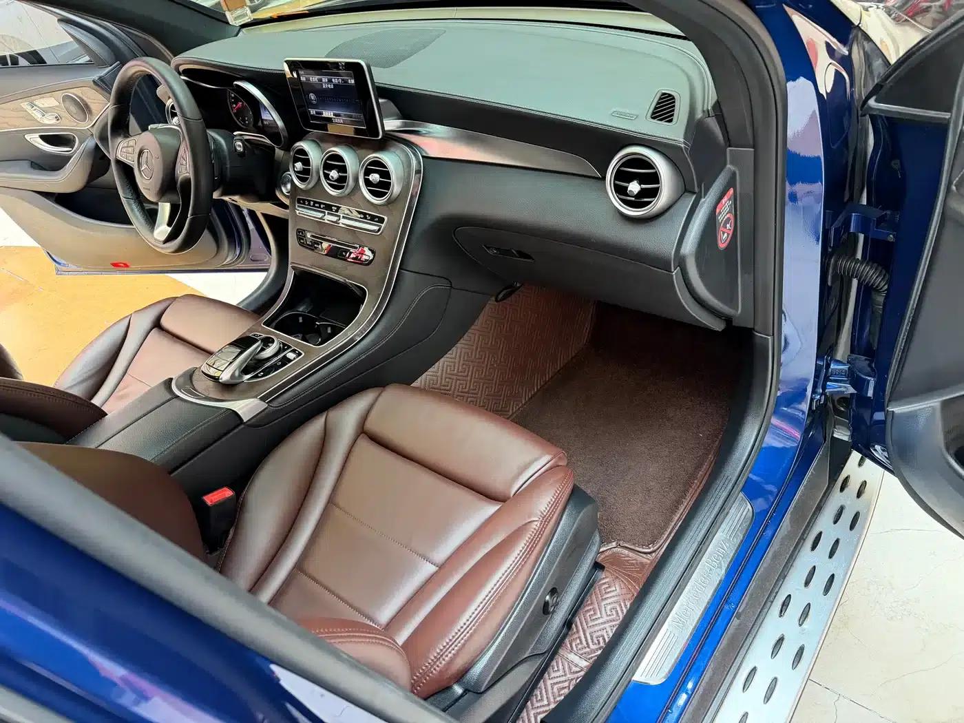 2016 Mercedes-Benz GLC 300 4MATIC Dynamic — миниатюра 16