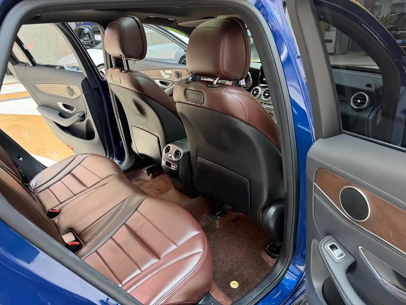 2016 Mercedes-Benz GLC 300 4MATIC Dynamic — миниатюра 17