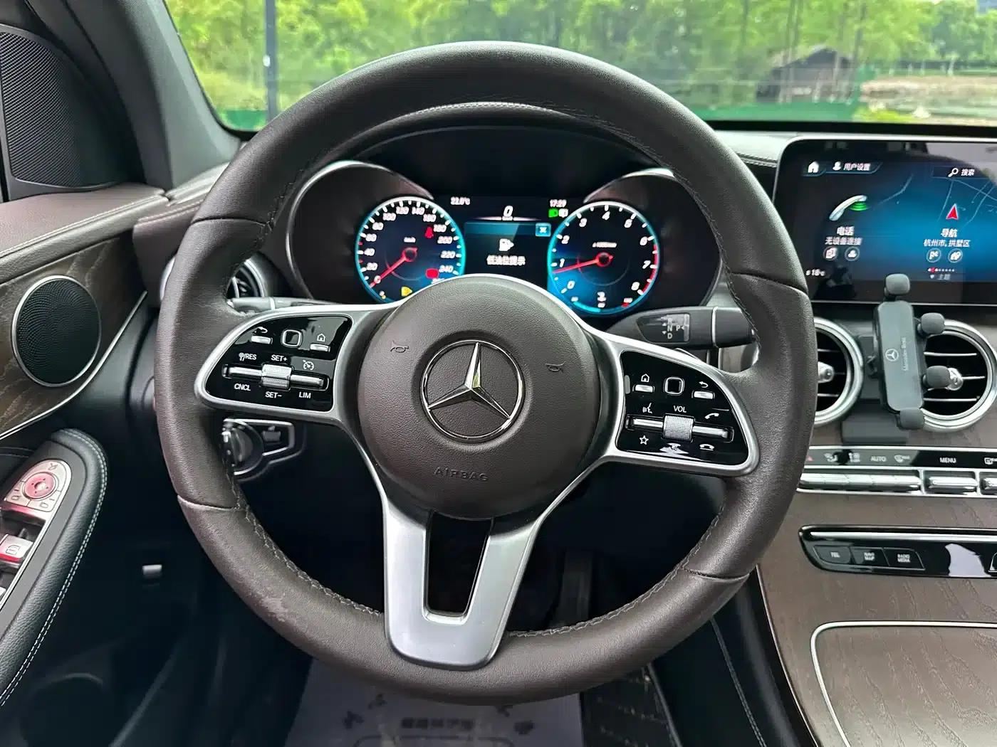 2020 Mercedes-Benz GLC Facelift: GLC 260 L 4MATIC Luxury — миниатюра 14
