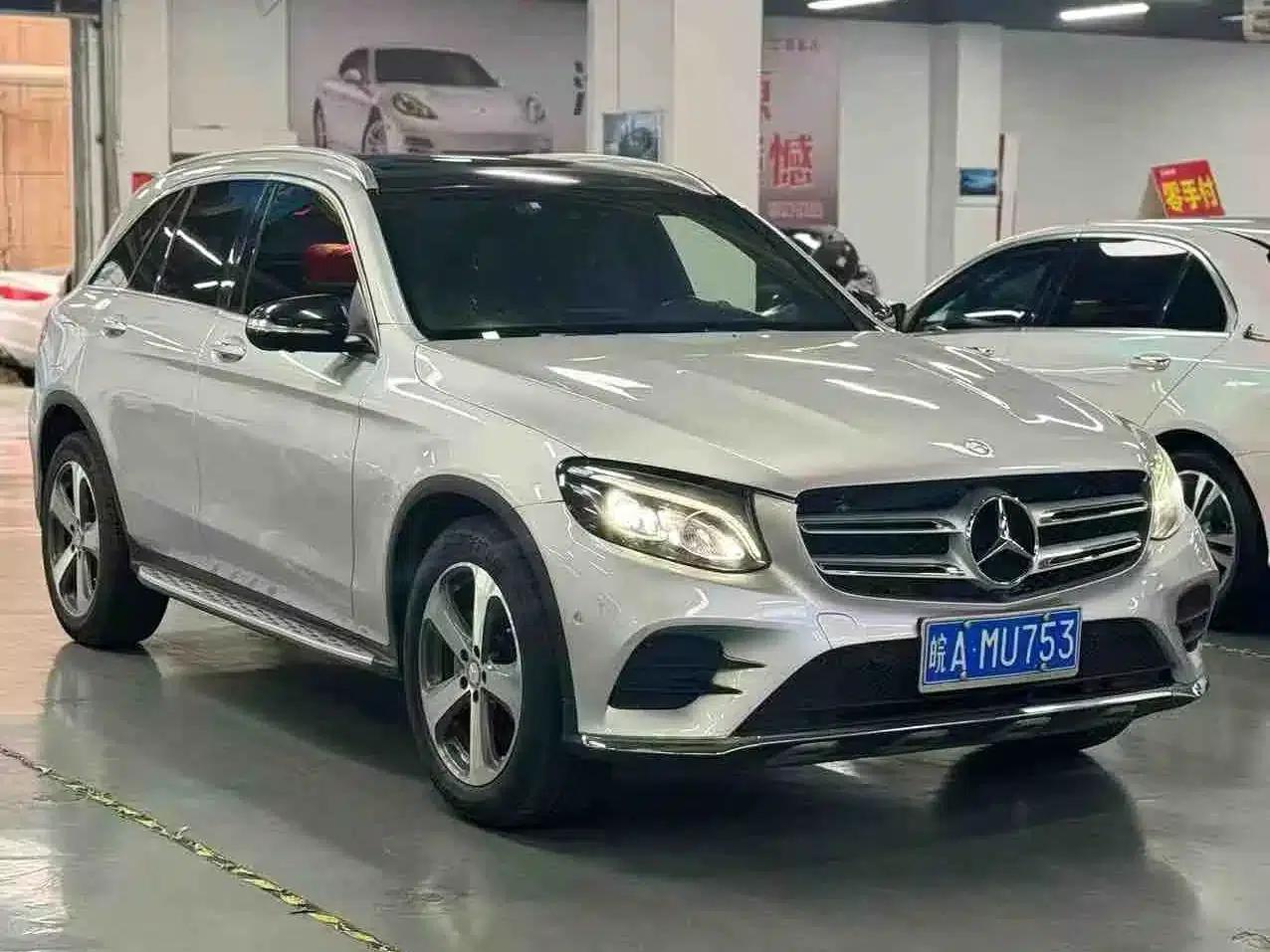 2016 Mercedes-Benz GLC 260 4MATIC Luxury — миниатюра 3