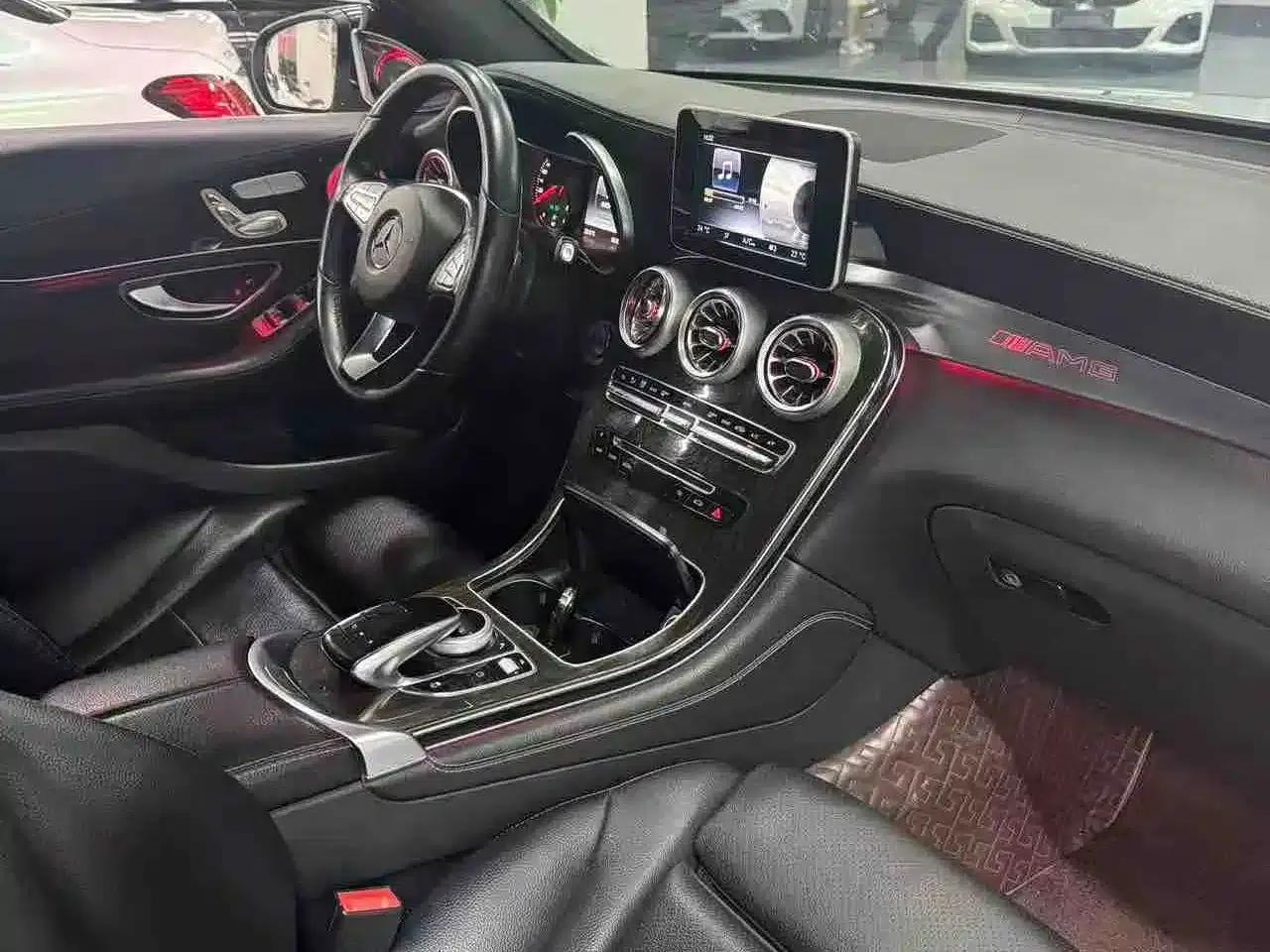 2016 Mercedes-Benz GLC 260 4MATIC Luxury — миниатюра 4