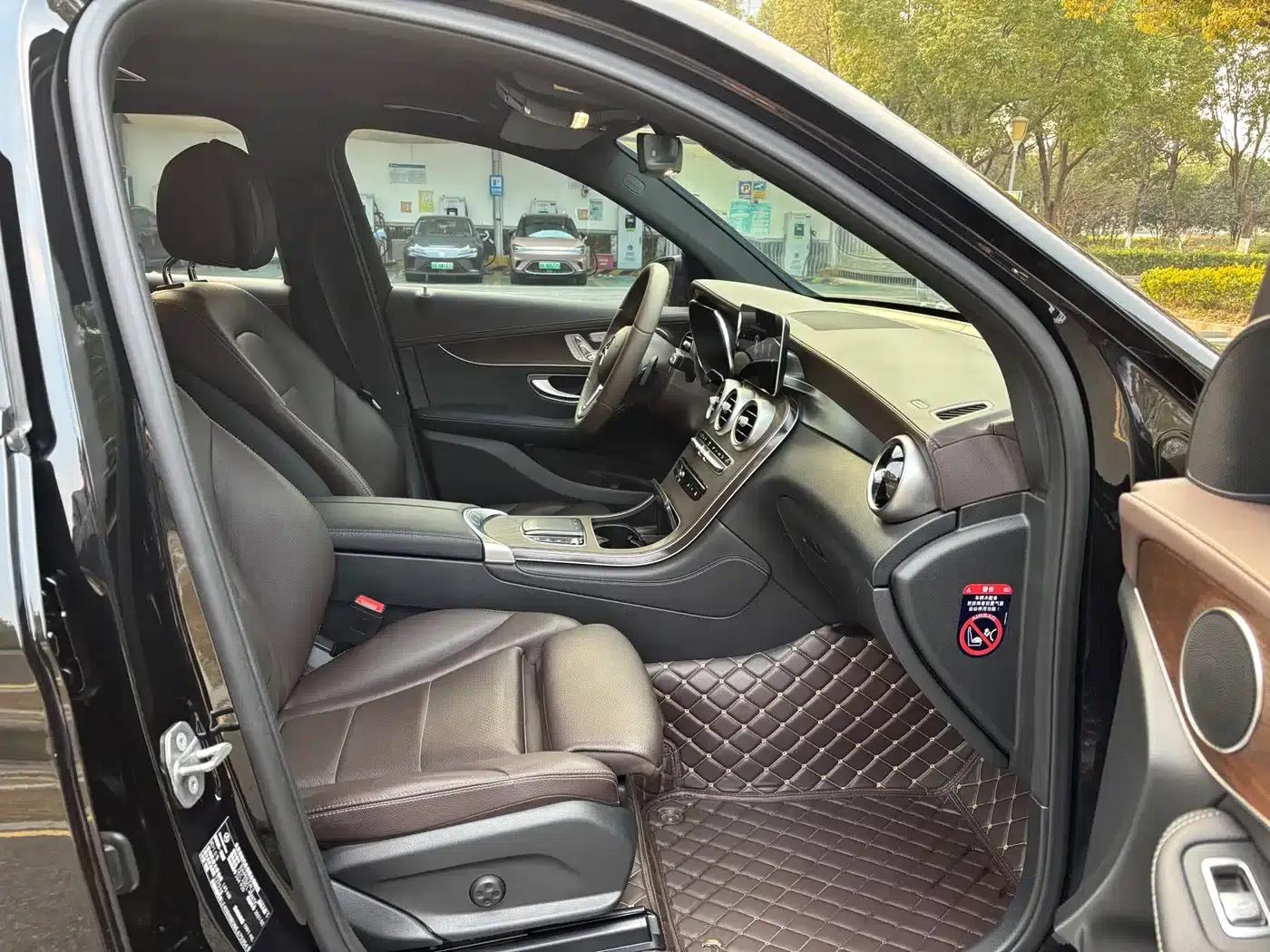 2021 Mercedes-Benz GLC 260 L 4MATIC Luxury — миниатюра 11