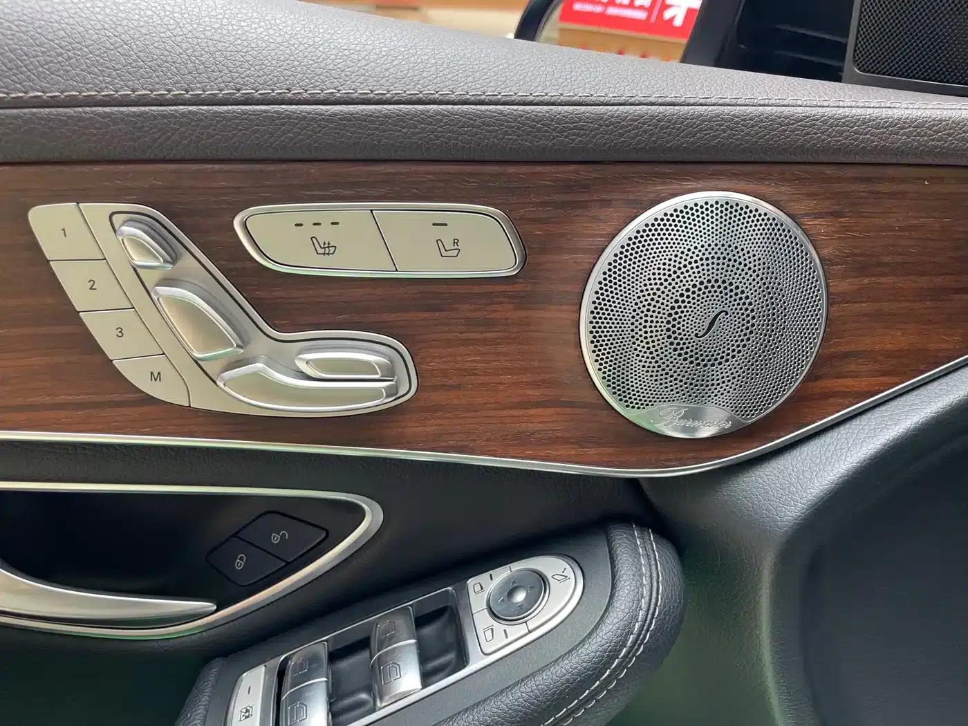 2021 Mercedes-Benz GLC 300 L 4MATIC Dynamic — миниатюра 16