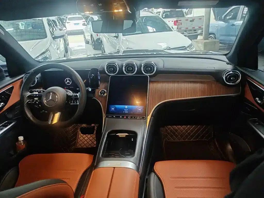 2024 Mercedes-Benz GLC 300 L 4MATIC Dynamic 5-seater — миниатюра 4