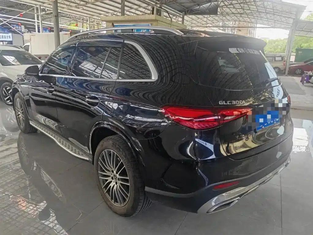 2024 Mercedes-Benz GLC 300 L 4MATIC Dynamic 5-seater — миниатюра 8