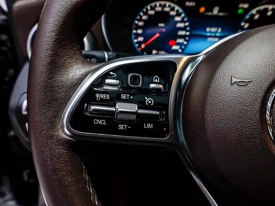 Mercedes-Benz GLC 2022 Facelift GLC 300 L 4MATIC Dynamic Limited Edition — миниатюра 14