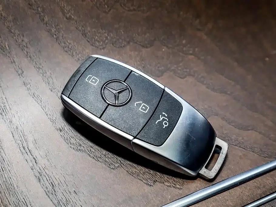 Mercedes-Benz GLC 2022 Facelift GLC 300 L 4MATIC Dynamic Limited Edition — миниатюра 18