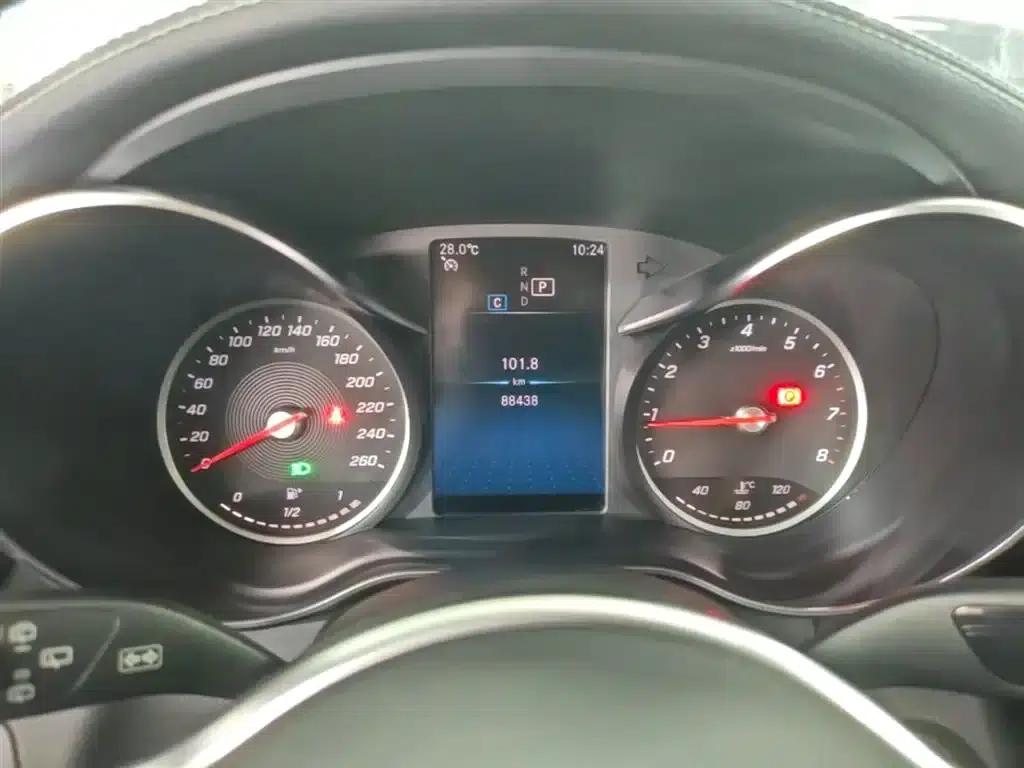2020 Mercedes-Benz GLC 260 L 4MATIC Dynamic — миниатюра 12