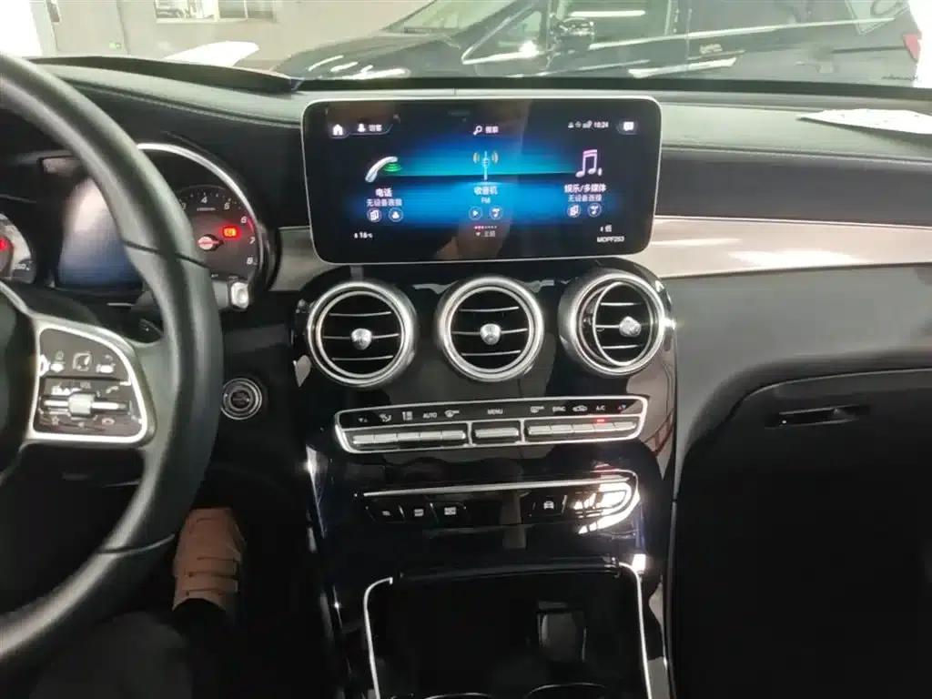 2020 Mercedes-Benz GLC 260 L 4MATIC Dynamic — миниатюра 13