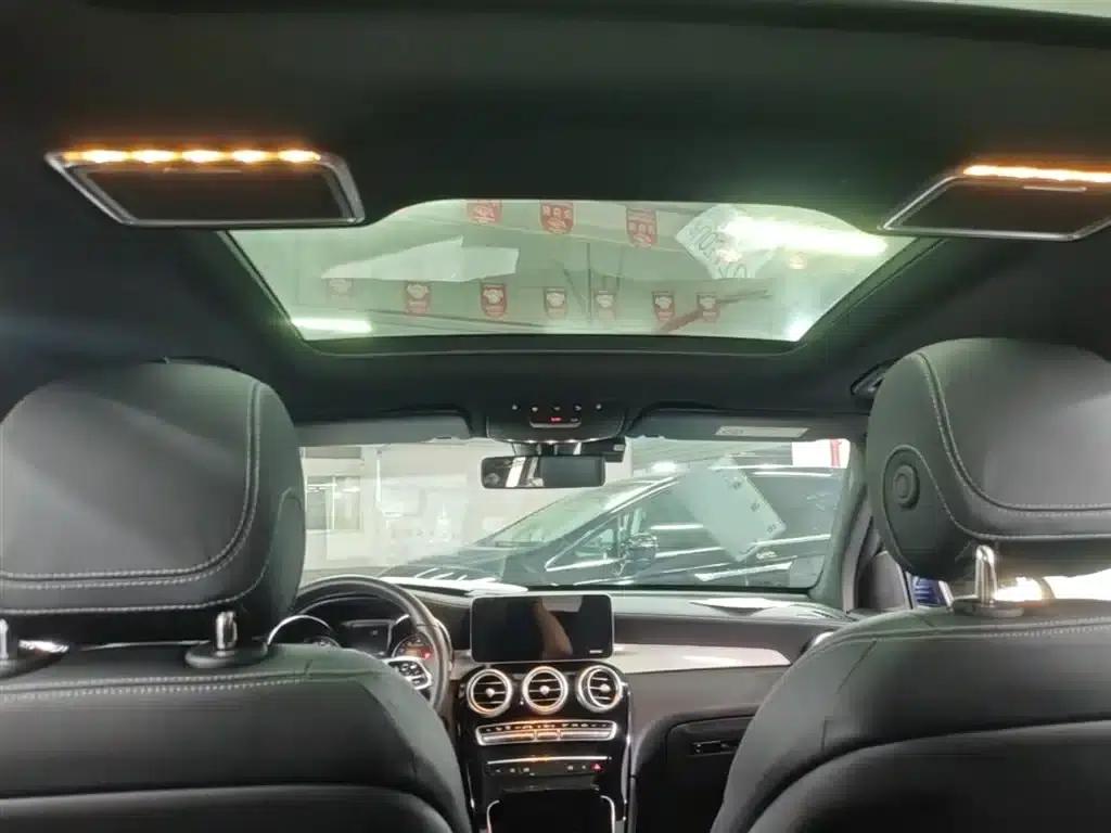 2020 Mercedes-Benz GLC 260 L 4MATIC Dynamic — миниатюра 18
