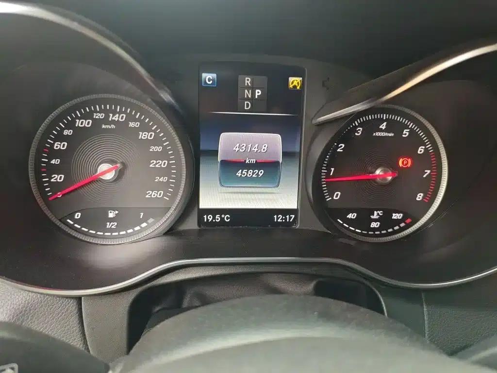 2019 Mercedes-Benz GLC 260 L 4MATIC Dynamic — миниатюра 9