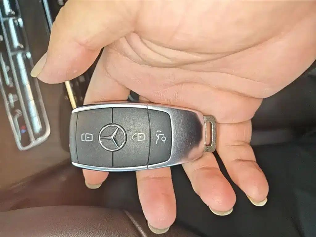 2021 Mercedes-Benz GLC 260 L 4MATIC Luxury — миниатюра 9