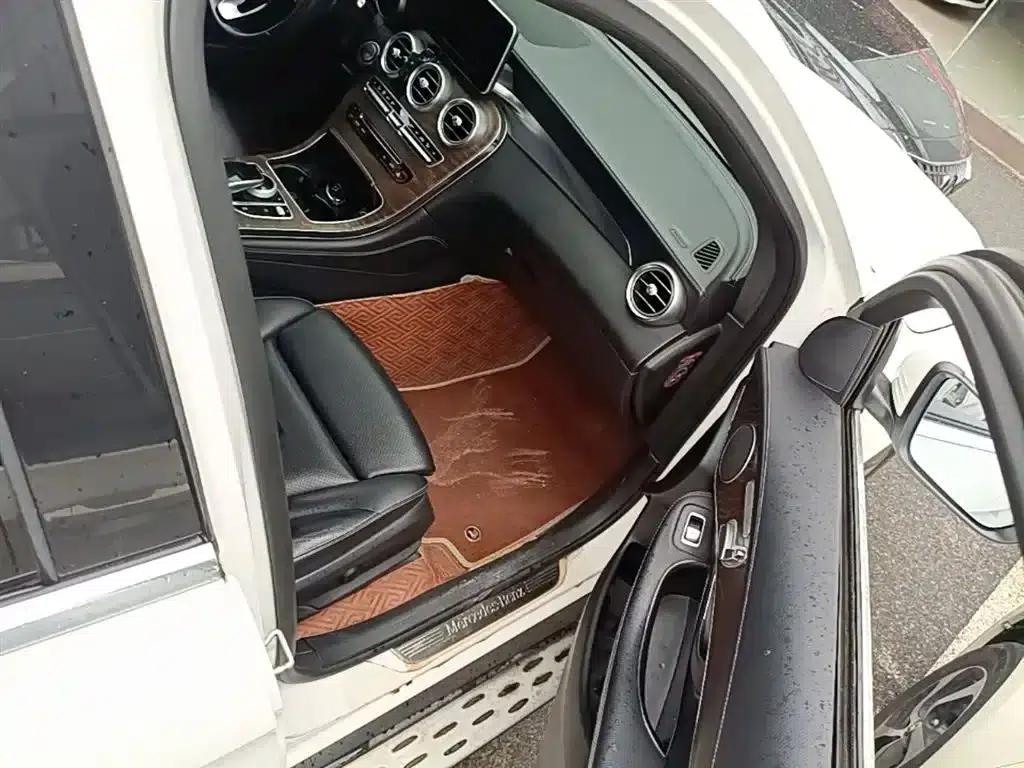 2016 Mercedes-Benz GLC 300 4MATIC Dynamic — миниатюра 11