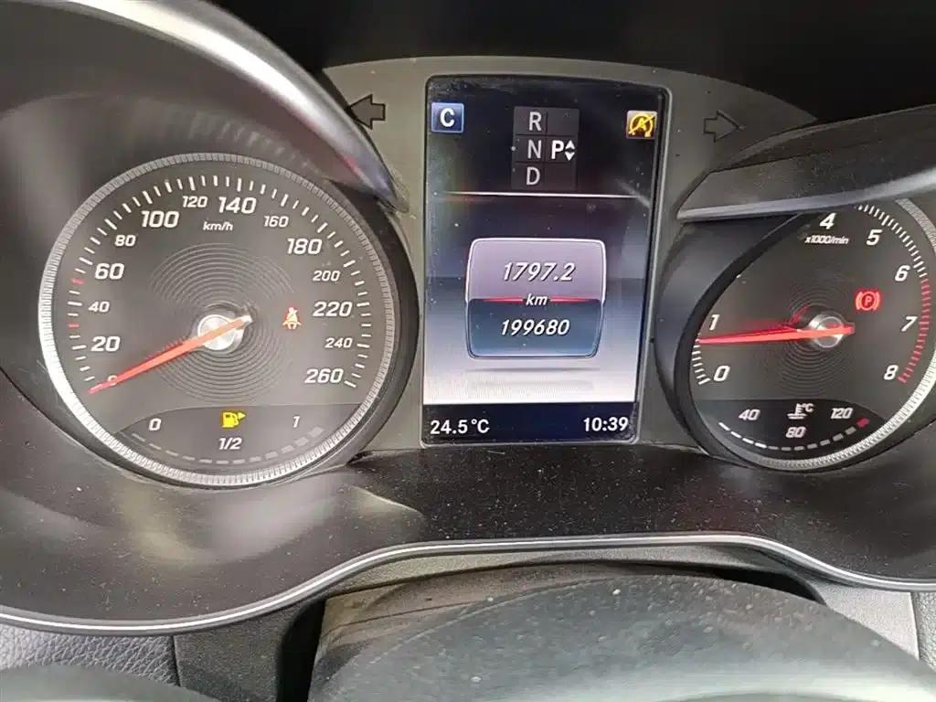2016 Mercedes-Benz GLC 300 4MATIC Dynamic — миниатюра 19