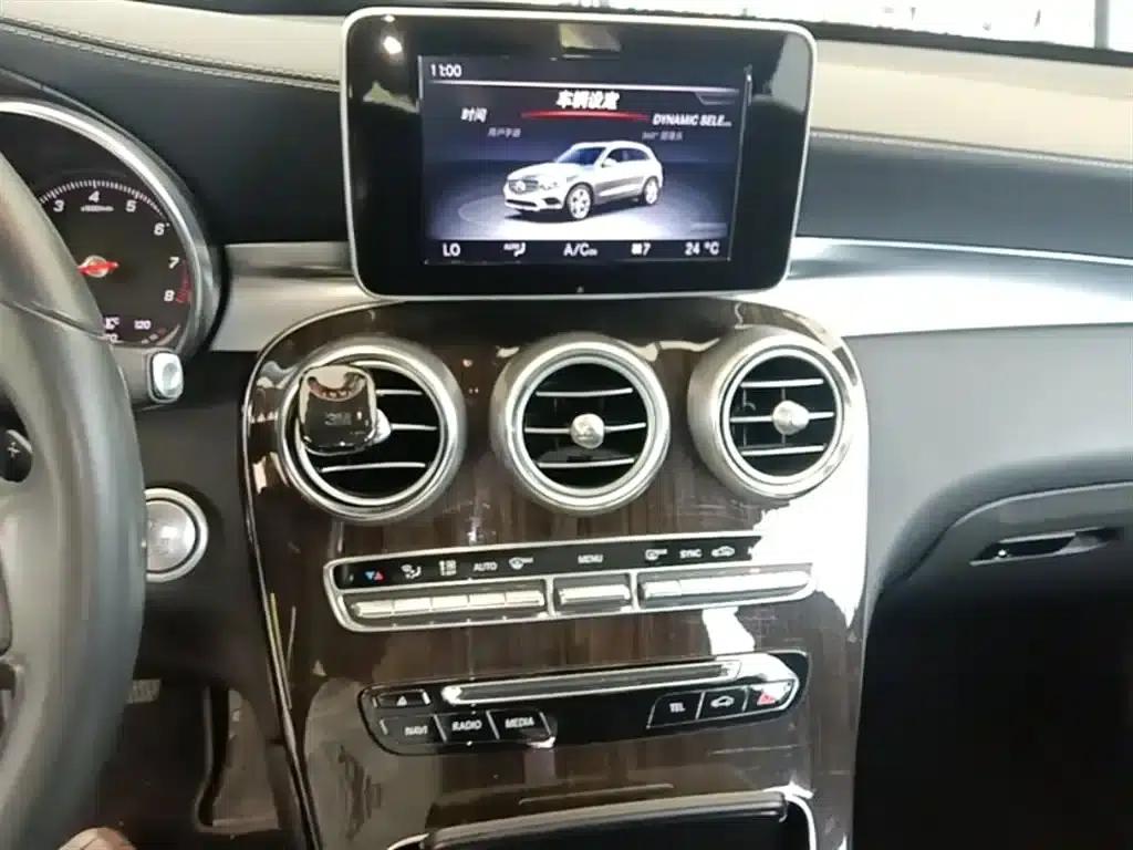 2017 Mercedes-Benz GLC 260 4MATIC Luxury — миниатюра 20