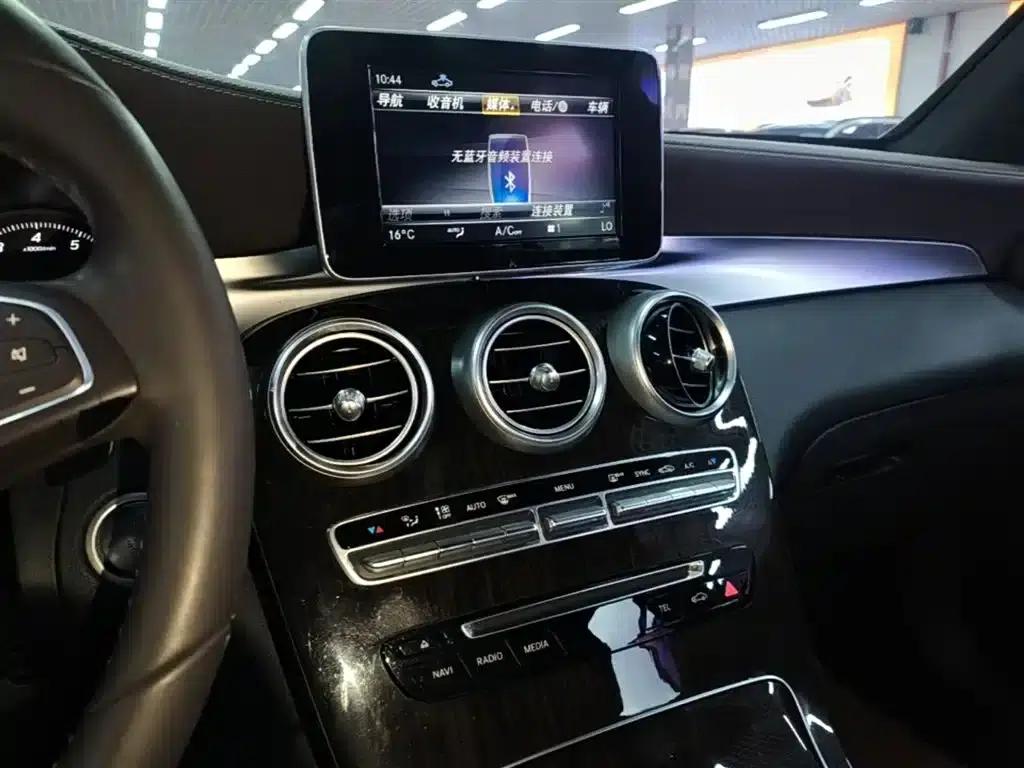 2018 Mercedes-Benz GLC Facelift: GLC 260 4MATIC Luxury — миниатюра 13