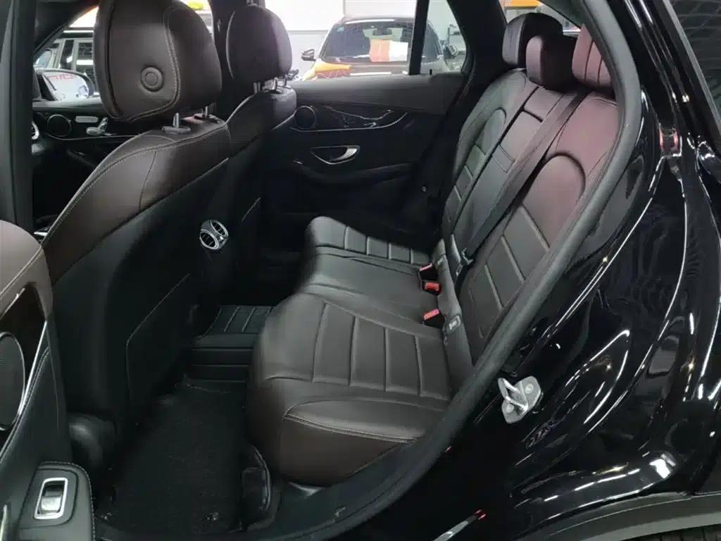 2018 Mercedes-Benz GLC Facelift: GLC 260 4MATIC Luxury — миниатюра 17