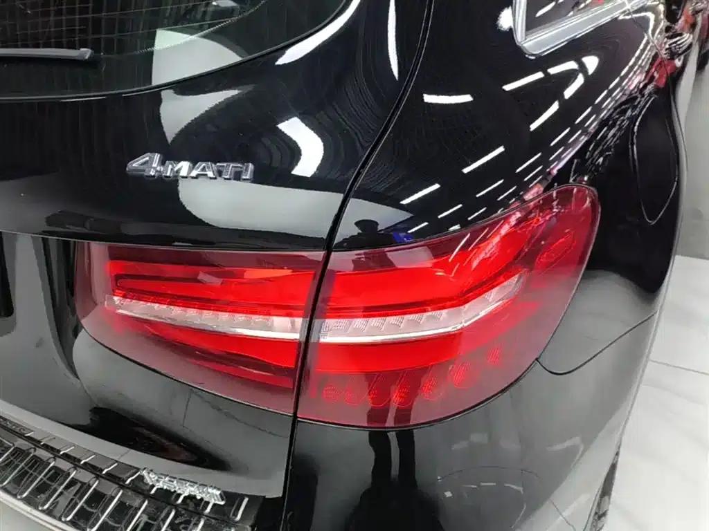 2018 Mercedes-Benz GLC Facelift: GLC 260 4MATIC Luxury — миниатюра 8