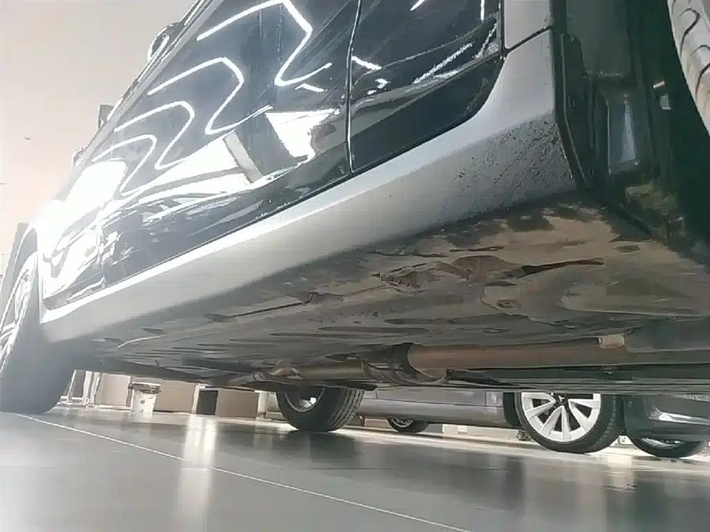 2021 Mercedes-Benz GLC 260 L 4MATIC Dynamic — миниатюра 21