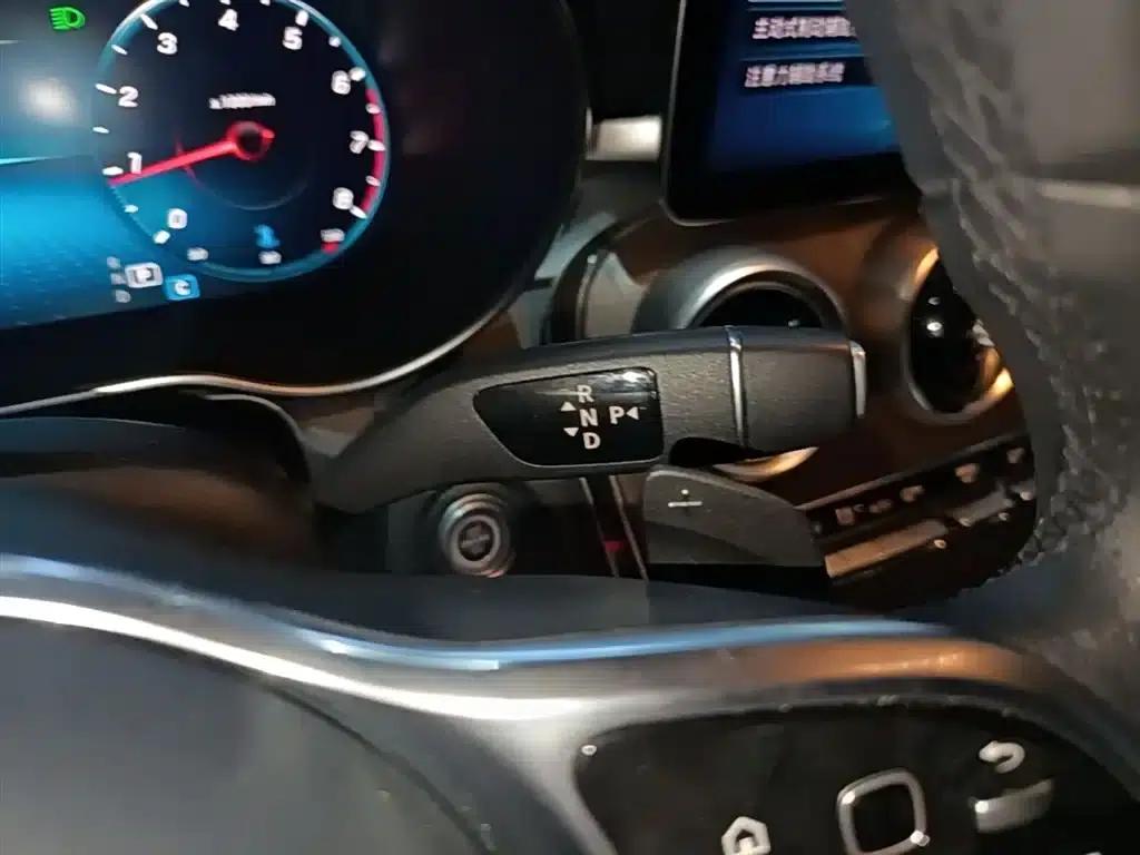 2020 Mercedes-Benz GLC Facelift: GLC 260 L 4MATIC Luxury — миниатюра 14