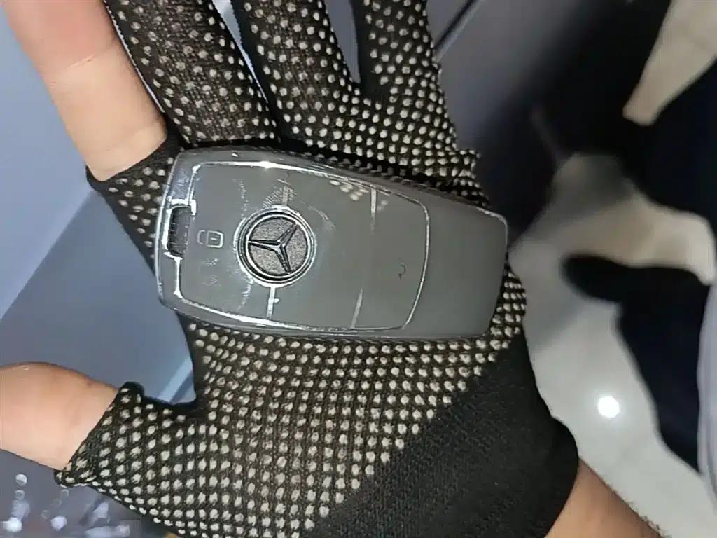 2020 Mercedes-Benz GLC Facelift: GLC 260 L 4MATIC Luxury — миниатюра 9