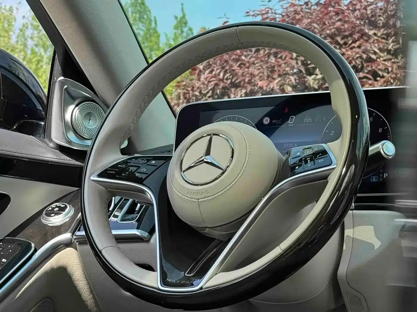 Maybach S-Class 2022 S 480 4MATIC Intelligent Special Edition — миниатюра 17