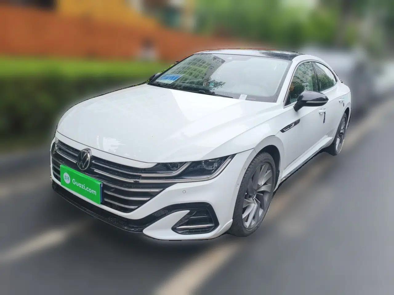 Volkswagen FAW-Volkswagen CC 2023 380TSI Striking Edition — миниатюра 1