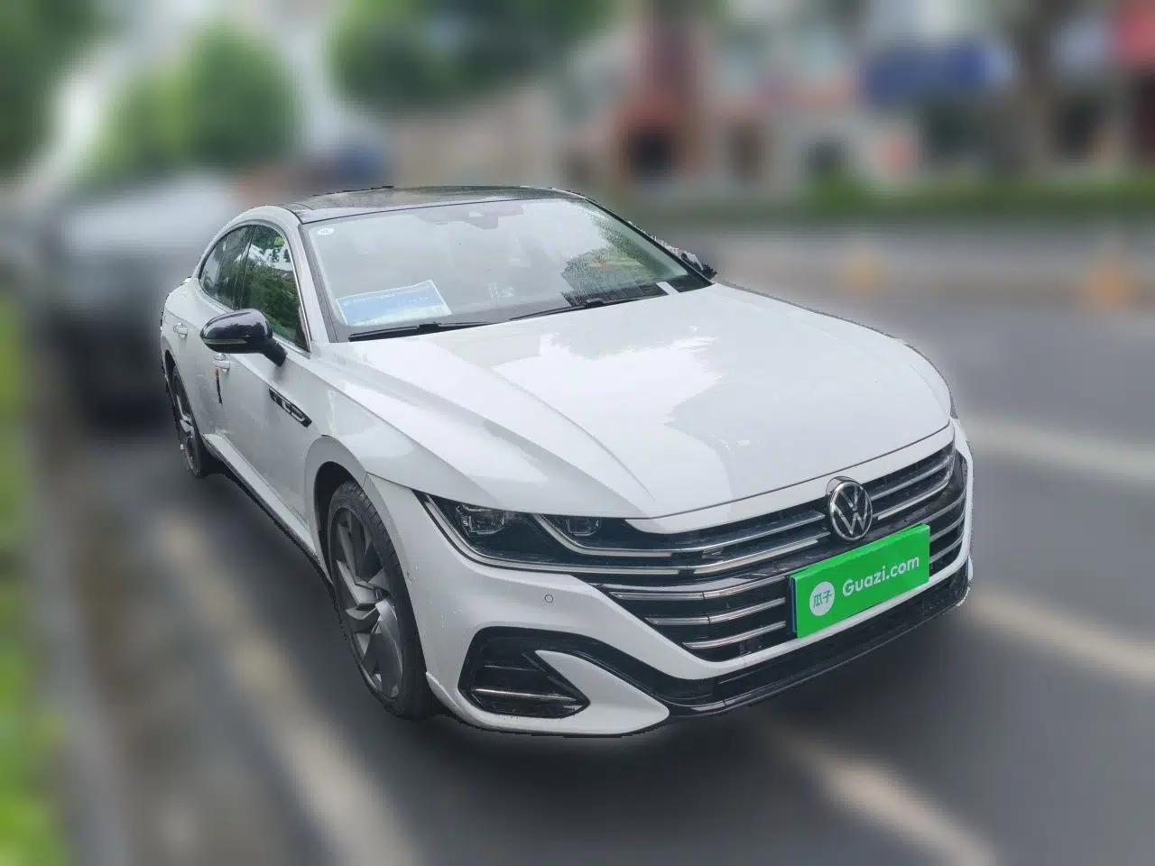 Volkswagen FAW-Volkswagen CC 2023 380TSI Striking Edition — миниатюра 3