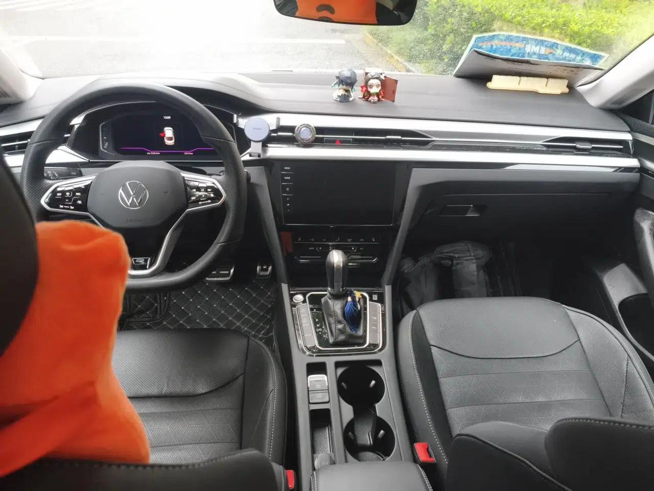 Volkswagen FAW-Volkswagen CC 2023 380TSI Striking Edition — миниатюра 10