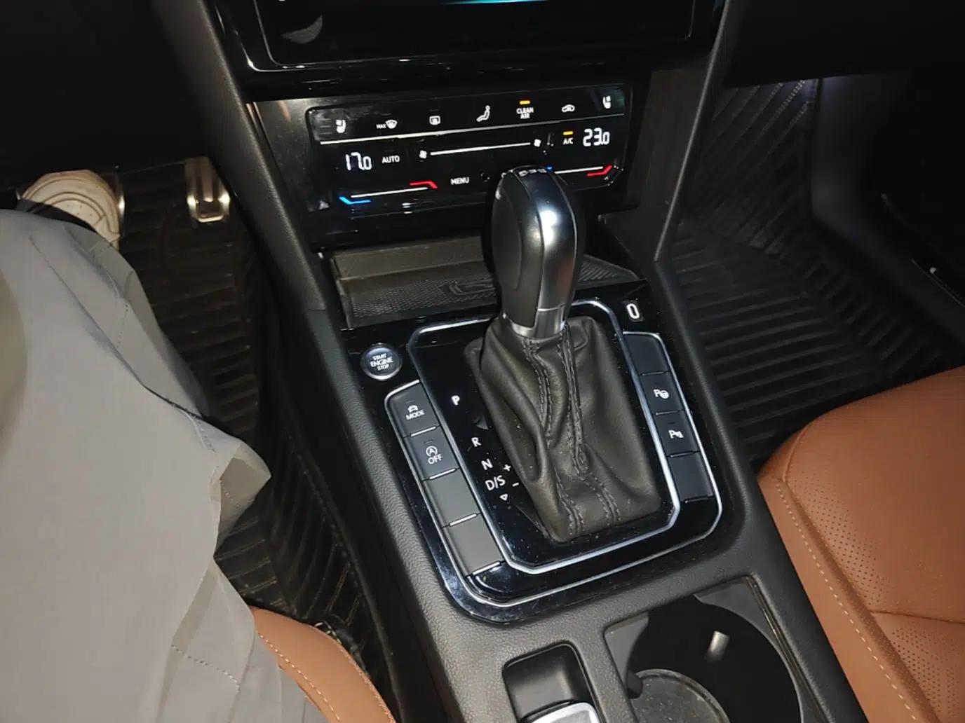 Volkswagen FAW-Volkswagen CC 2021 Estate Car 380TSI Vizion Edition — миниатюра 17