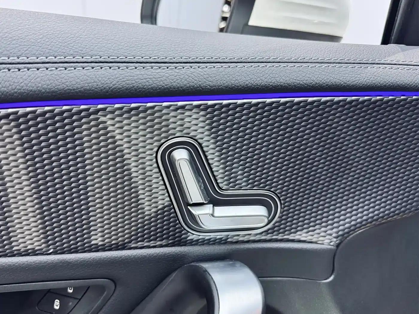 Mercedes-Benz A-Class 2021 A 200 L Sport Sedan Fashion Edition — миниатюра 11