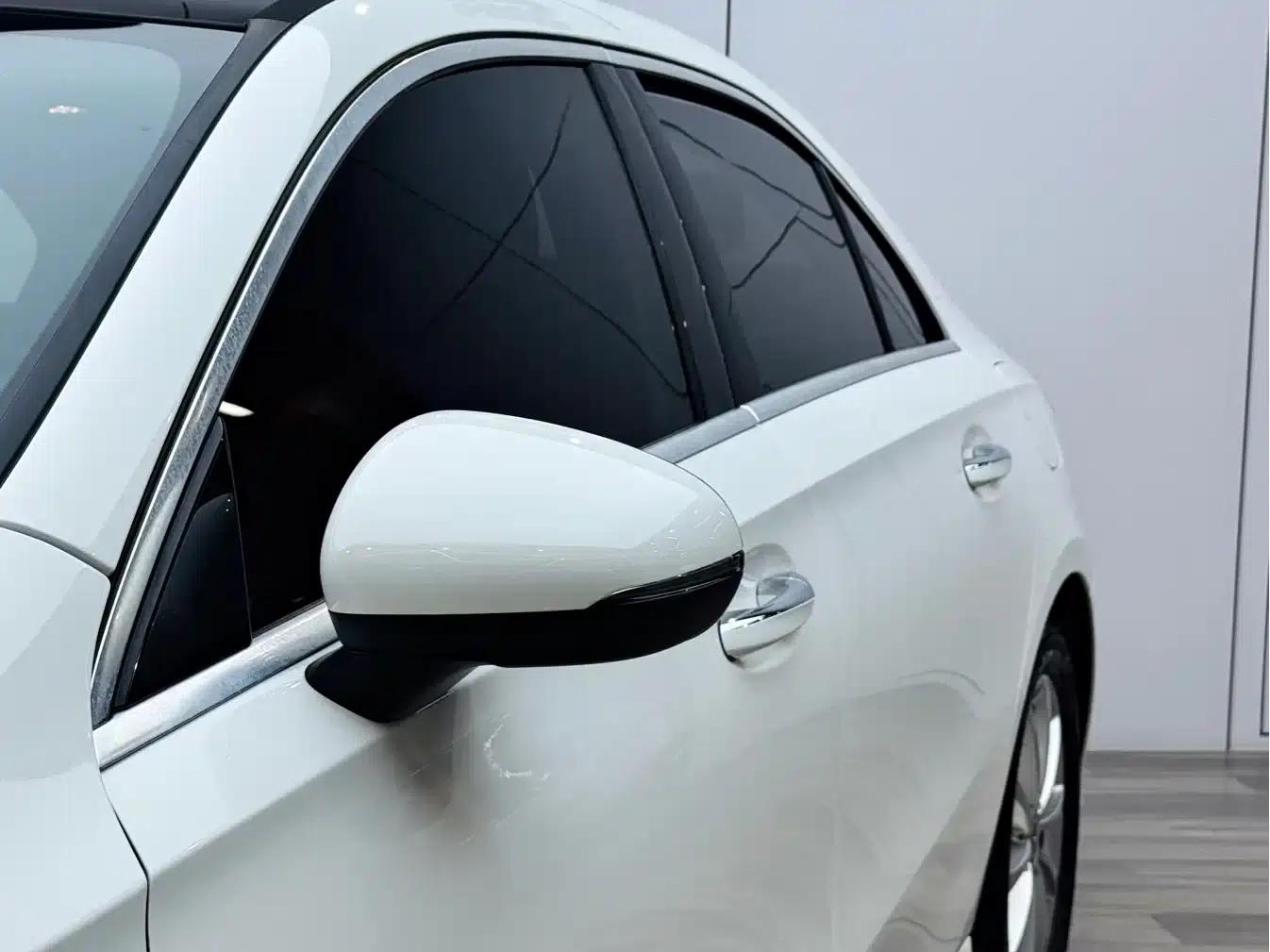 Mercedes-Benz A-Class 2021 A 200 L Sport Sedan Fashion Edition — миниатюра 25