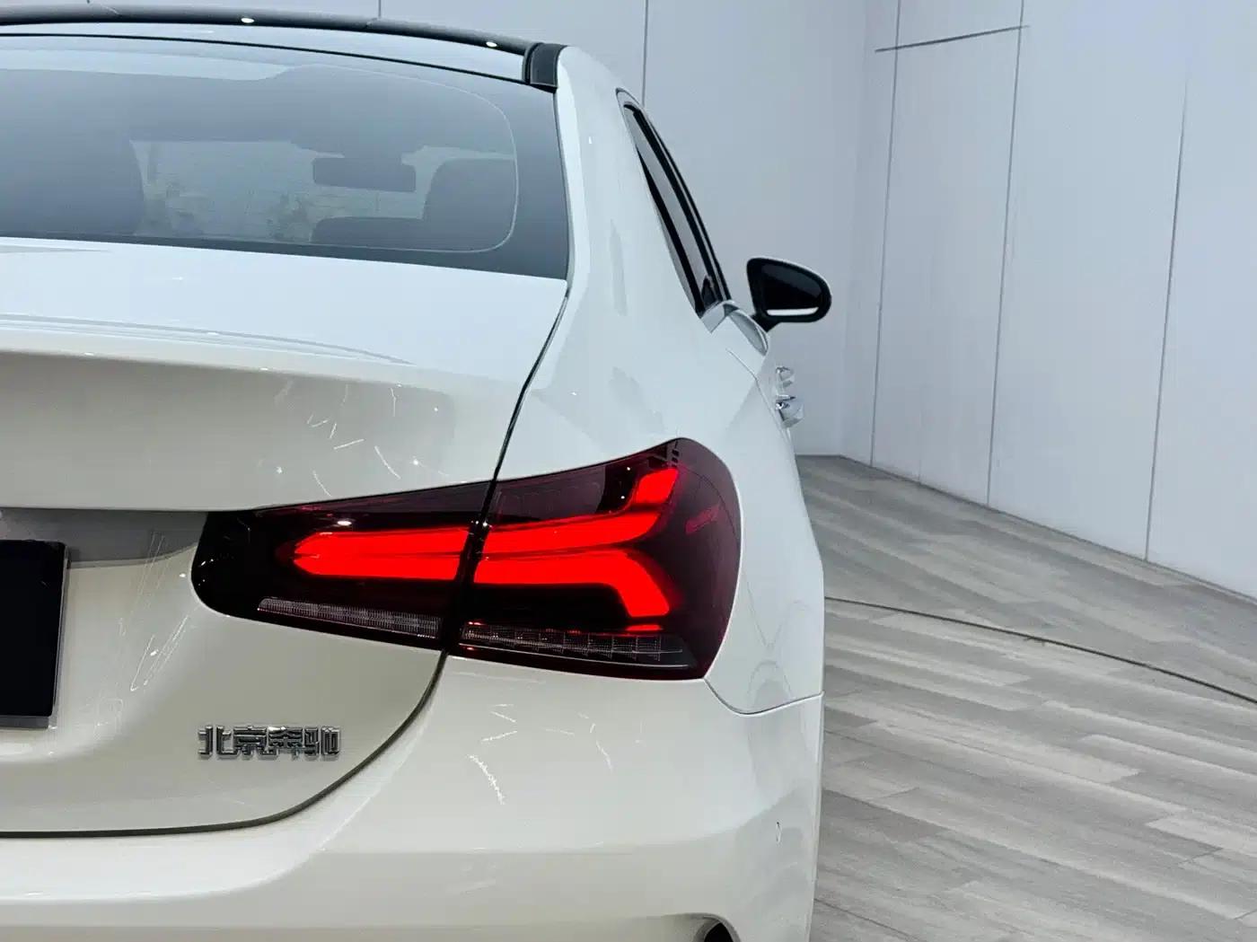 Mercedes-Benz A-Class 2021 A 200 L Sport Sedan Fashion Edition — миниатюра 27