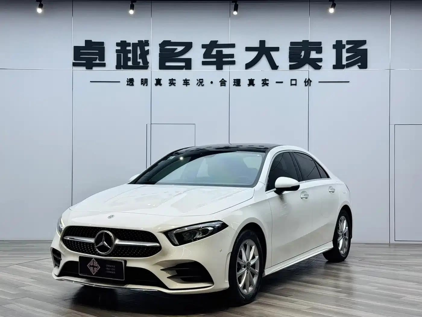 Mercedes-Benz A-Class 2022 A 200 L Sport Sedan Dynamic Edition — миниатюра 3